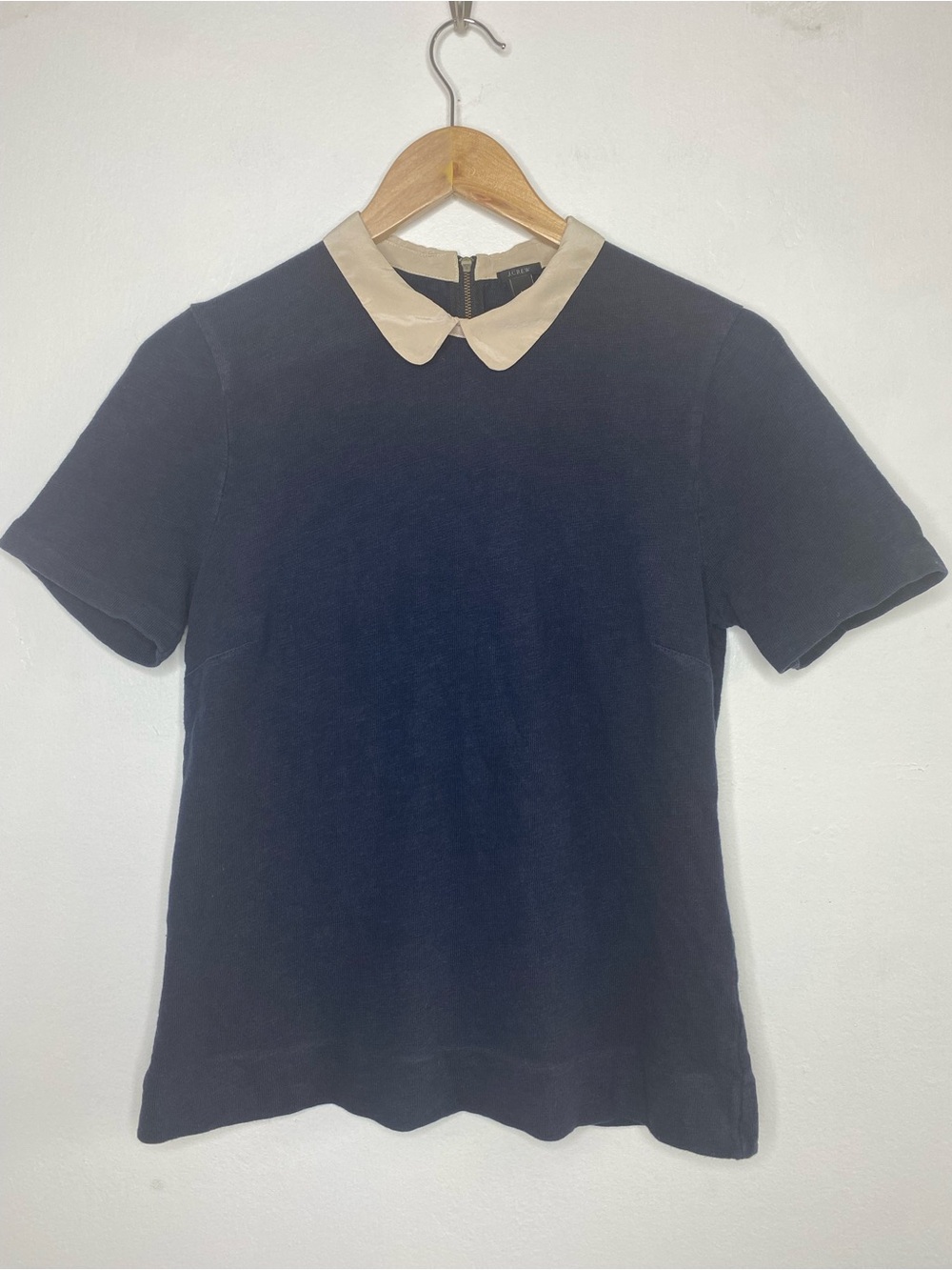 J .crew Knit Peter Pan Blouse Size M preppy office Minimalist